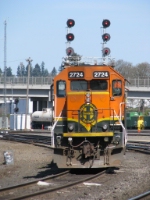 BNSF2724 GP39-2 under the lights